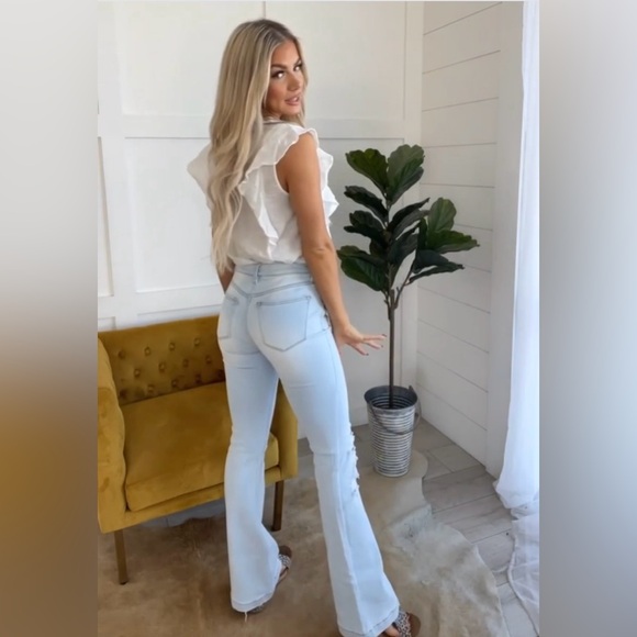 KanCanLight Wash Button Fly Distressed Flare Leg Jeans Brand New - Picture 5 of 10